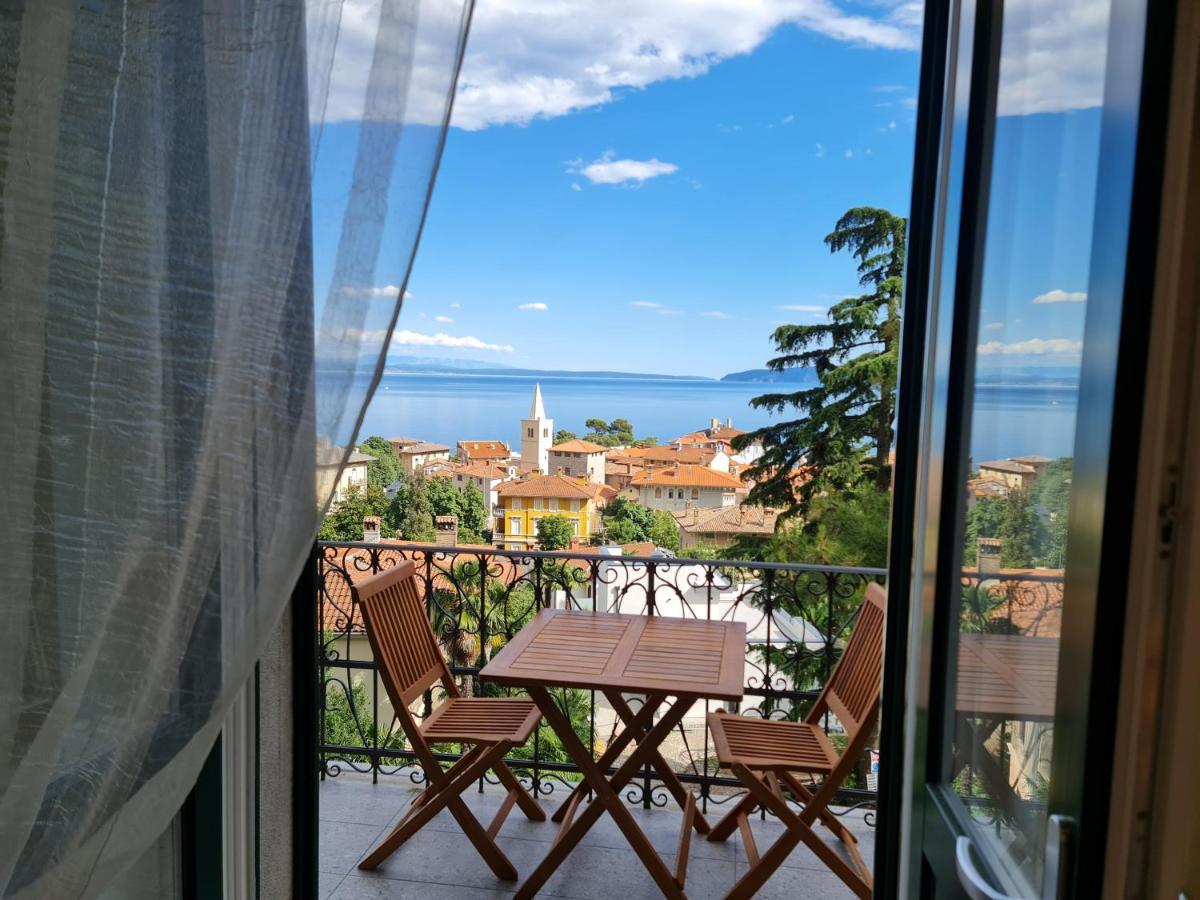 Villa Jure - Apartment Mirjana Lovran Ngoại thất bức ảnh