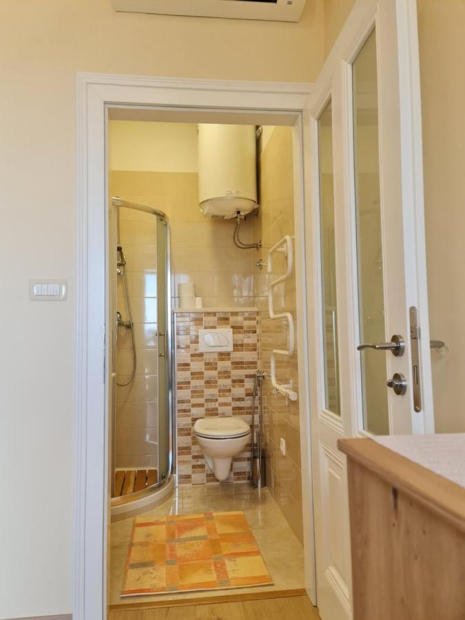 Villa Jure - Apartment Mirjana Lovran Ngoại thất bức ảnh