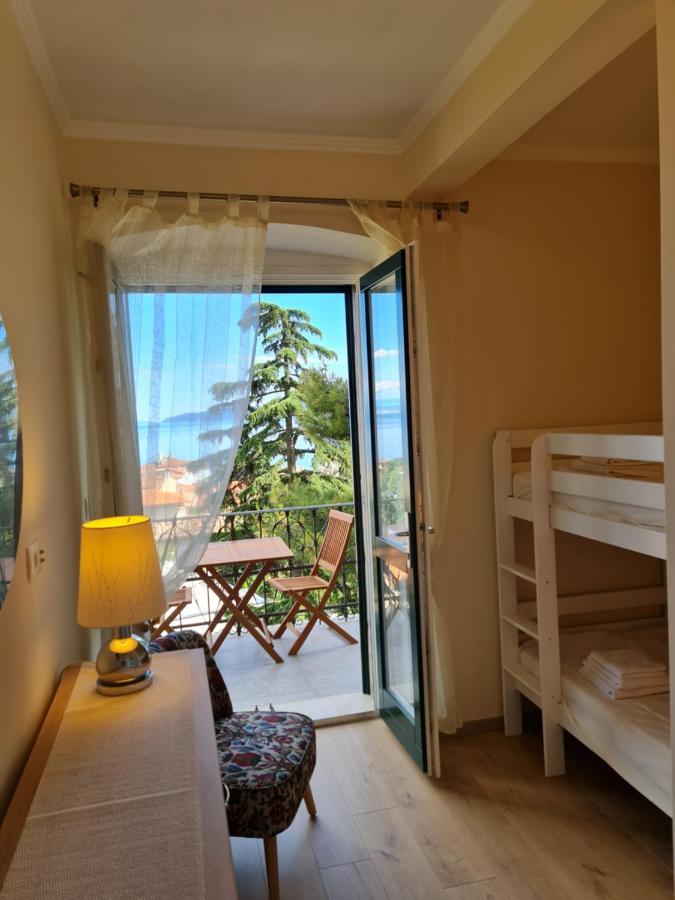 Villa Jure - Apartment Mirjana Lovran Ngoại thất bức ảnh